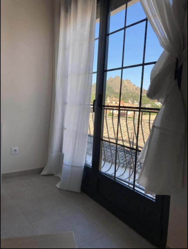 Apartamentos El Piquillo En Cadalso De Los Vidrios Exteriör bild